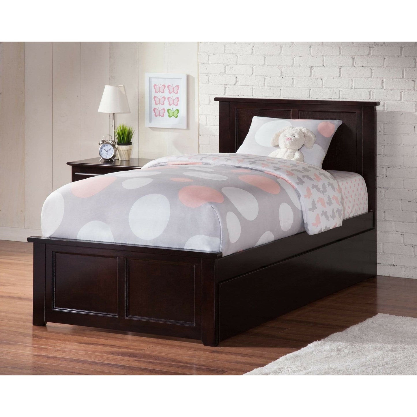 Atlantic Furniture Bed Madison Twin Platform Bed with Matching Foot Board with Twin Size Urban Trundle Bed in Espresso