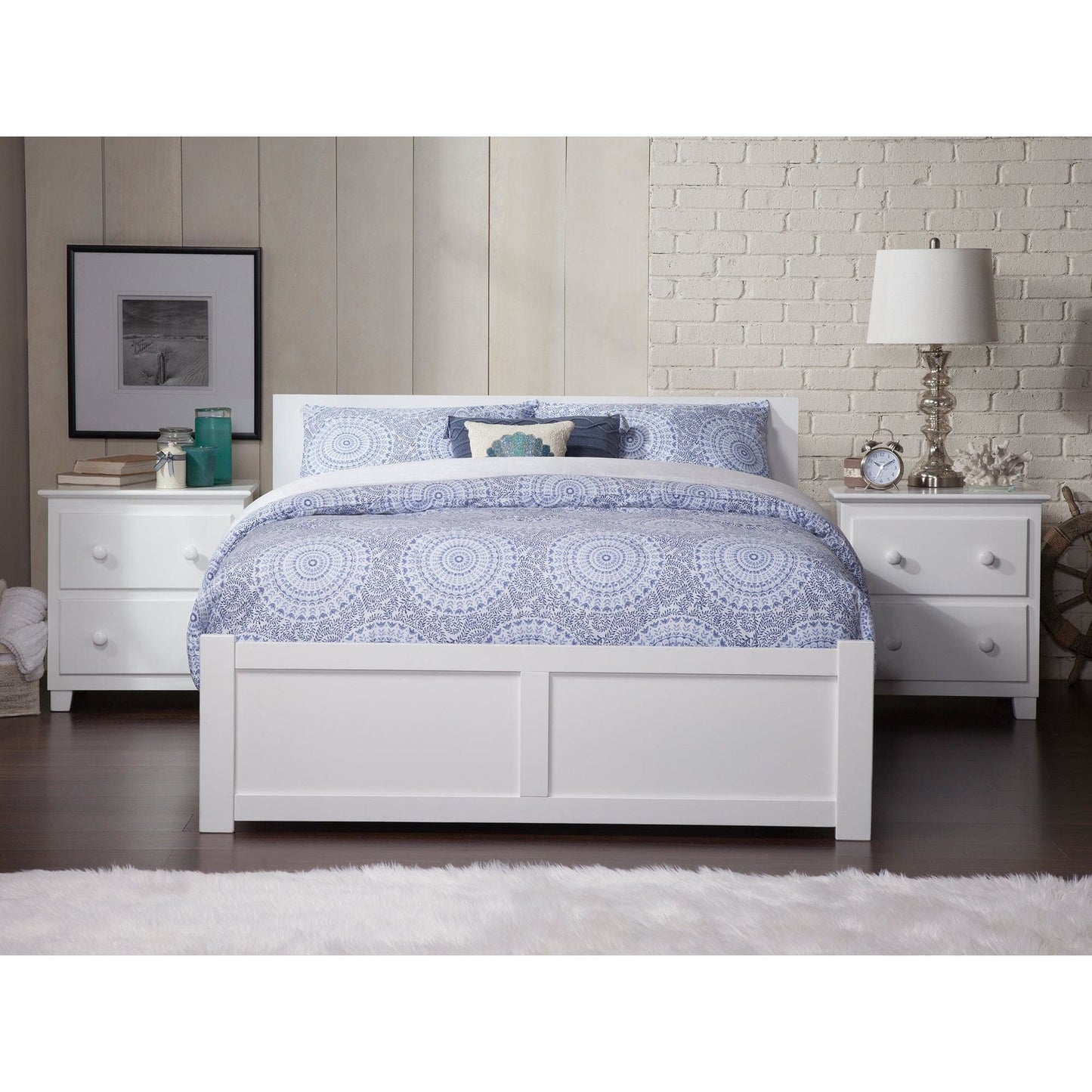 AFI Furnishings Orlando King Bed with Flat Panel Footboard and Set of 2 Drawers in White AR8152112