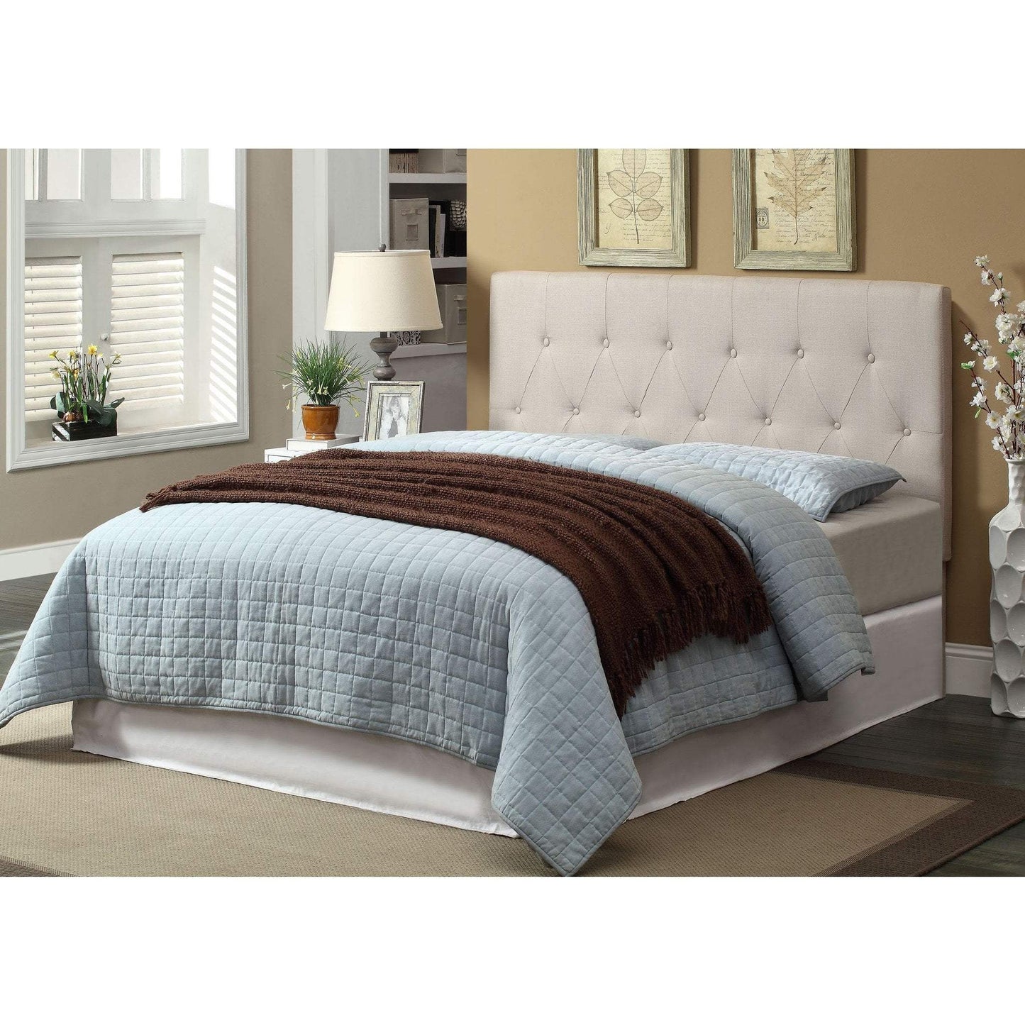 Furniture of America Bed Eastern King Valdimar Contemporary Tufted Fabric Cal. King Platform Bed in Ivory